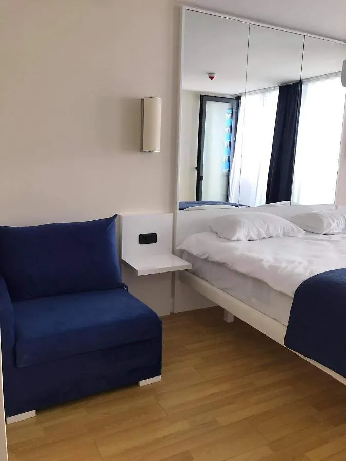 Apartaent Roman Orbi Twin Tower Roman Batumi Apartament